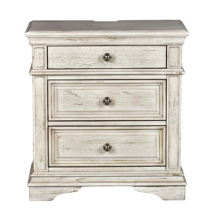 Steve Silver Highland Park 3 Drawer Nightstand in Cathedral White